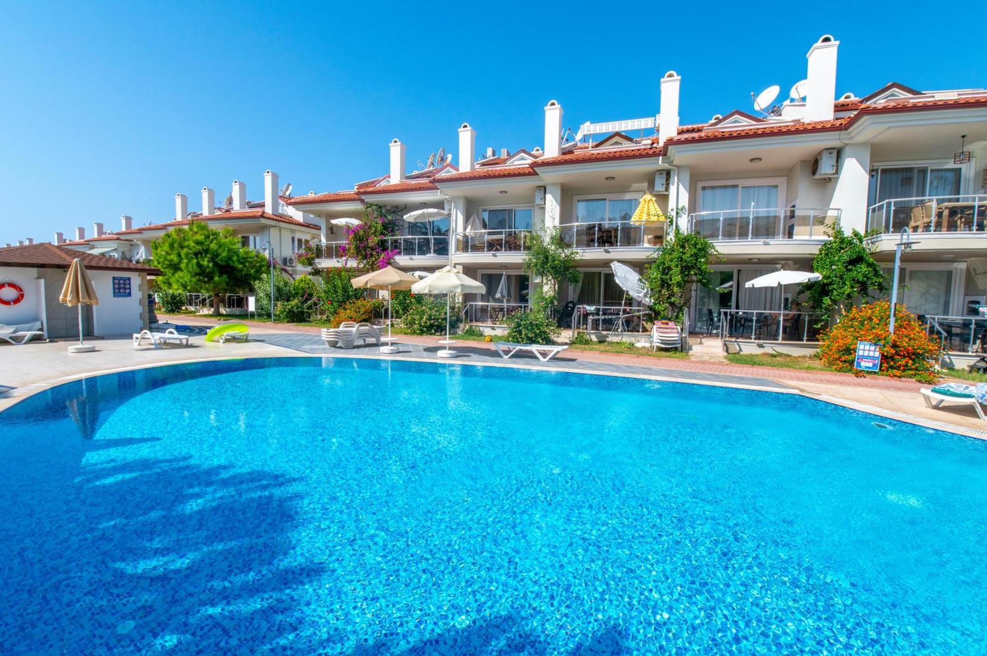 Sunset Beach Villas And Apartments Fethiye Exterior photo