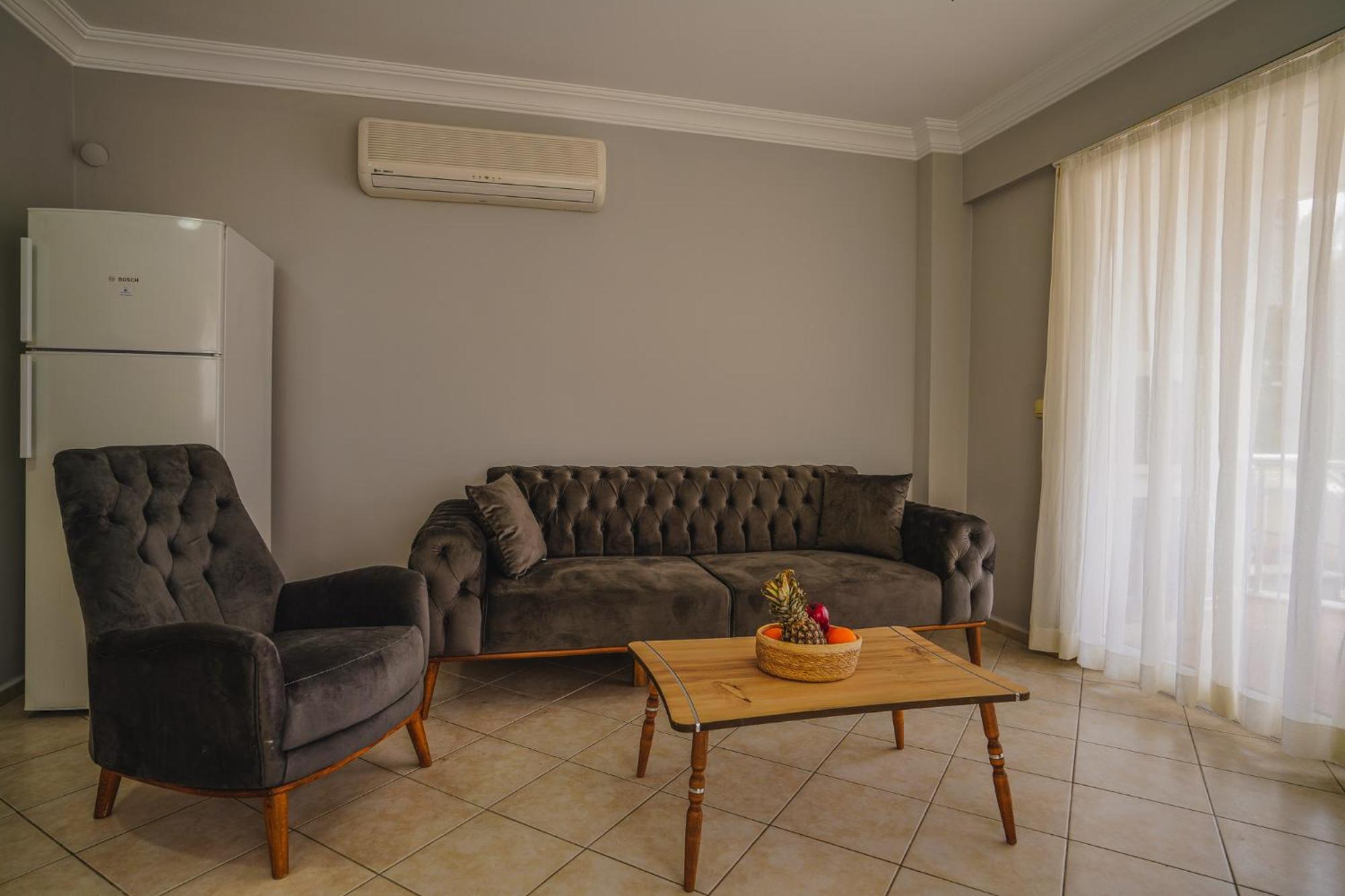 Sunset Beach Villas And Apartments Fethiye Exterior photo