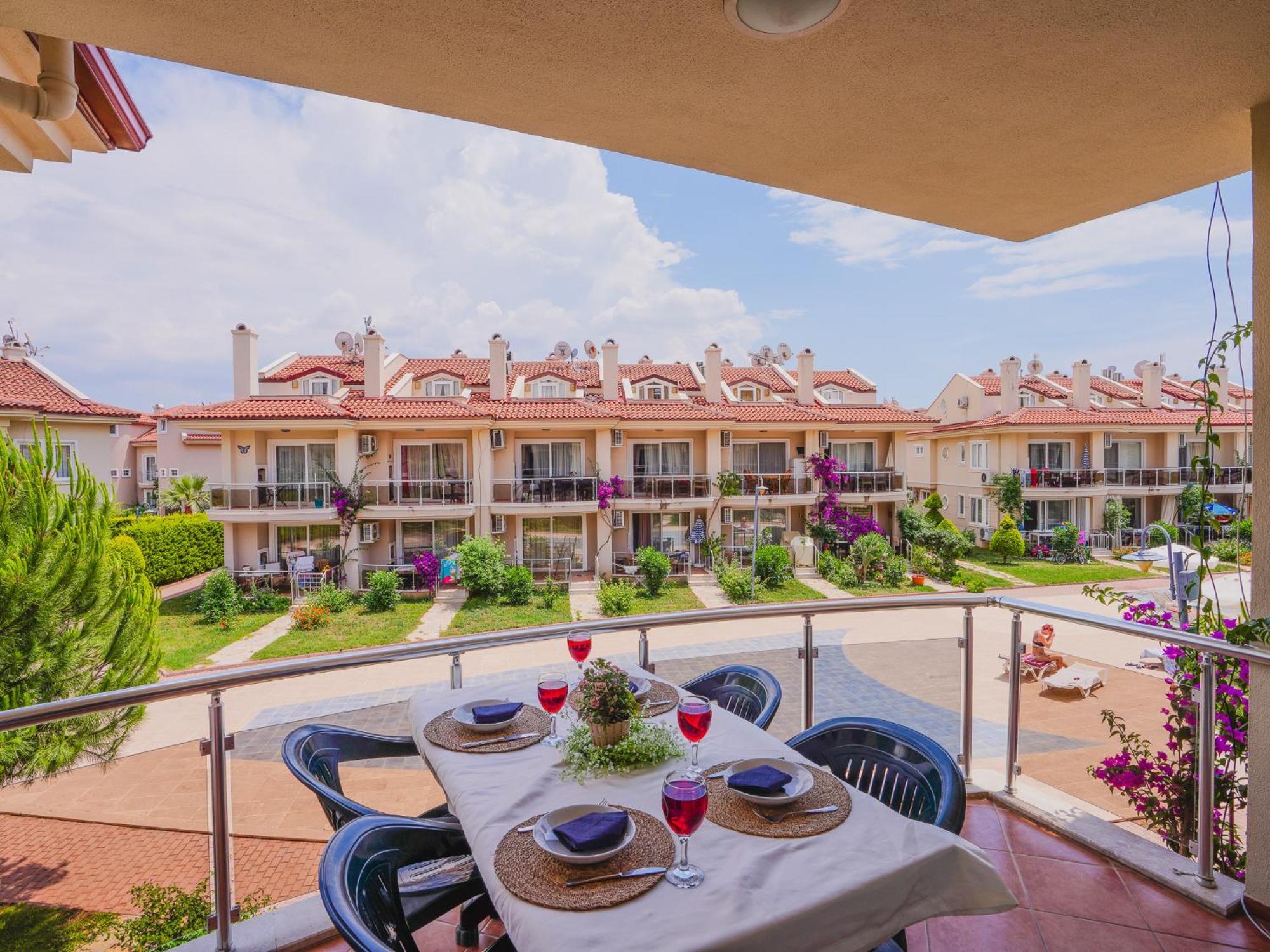 Sunset Beach Villas And Apartments Fethiye Exterior photo