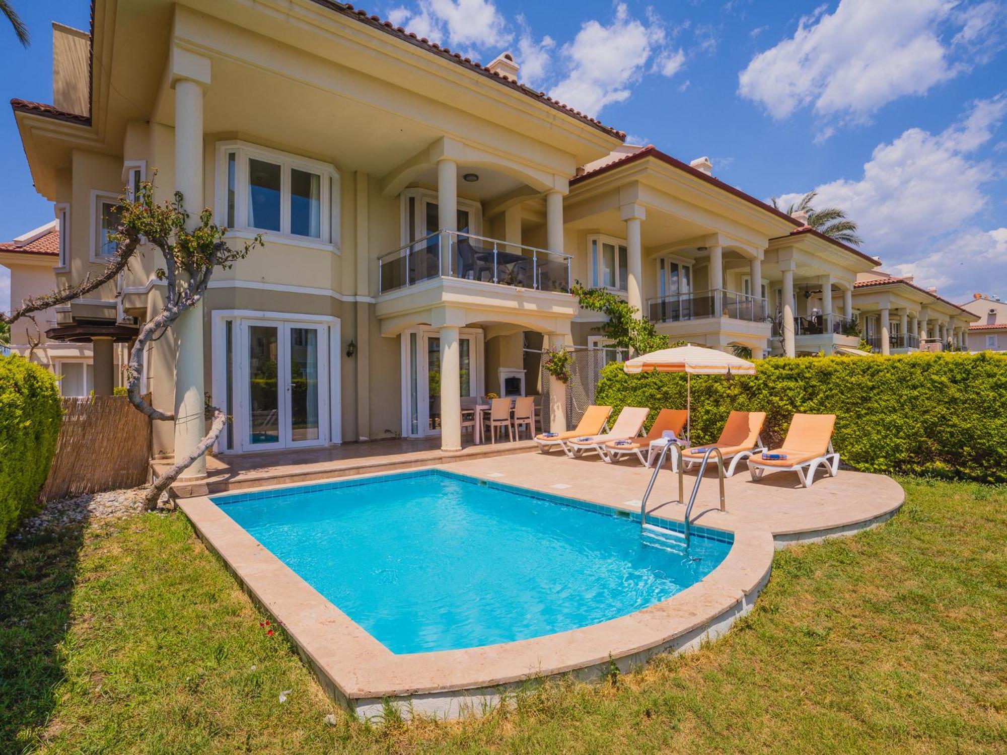 Sunset Beach Villas And Apartments Fethiye Exterior photo
